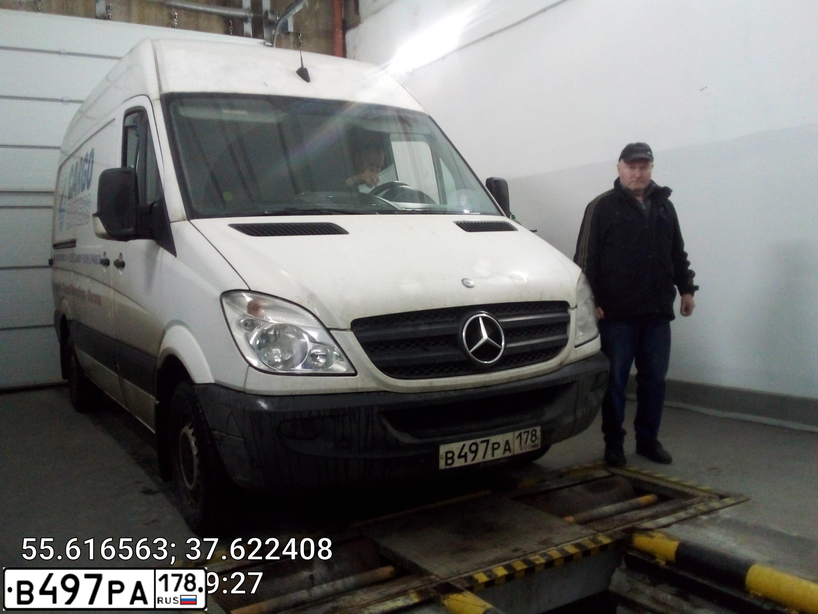 Фото автомобиля MERCEDES SPRINTER, 2011 — госномер В497РА178. Цвет: БЕЛЫЙ