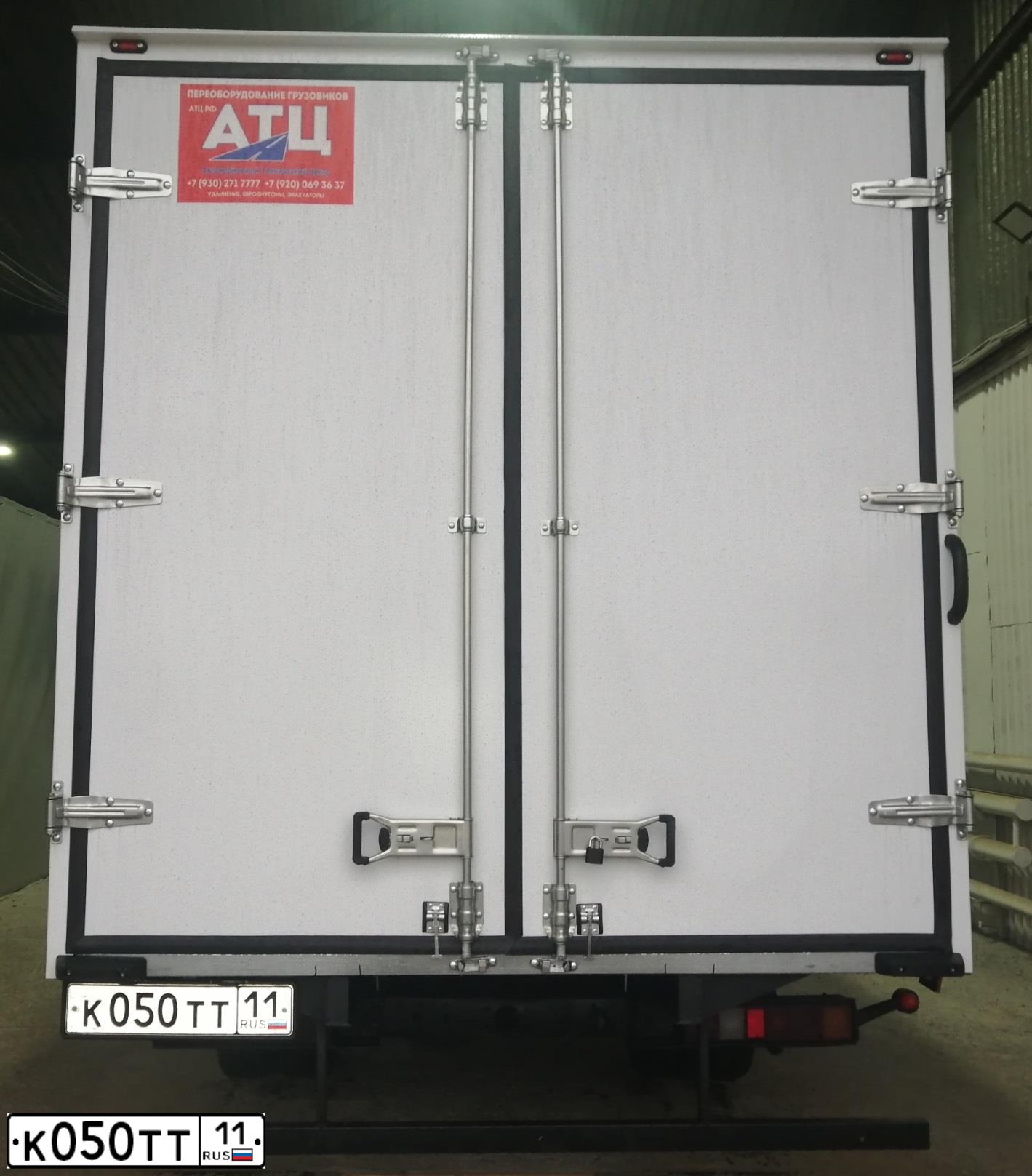 Фото автомобиля GAZ 3302 EL, 2004 — госномер К050ТТ11. Цвет: СНЕЖНО-БЕЛЫЙ