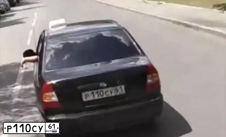 Фото автомобиля TAGAZ ACCENT, 2008 — госномер Р110СУ61. Цвет: ЧЕРНЫЙ