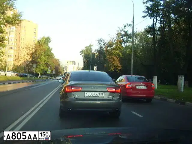 Фото автомобиля AUDI A6, 2011 — госномер В558МА799. Цвет: СЕРО-КОРИЧНЕВЫЙ