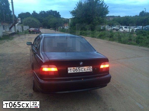 Фото автомобиля BMW 523I, 1998 — госномер К134ТМ154. Цвет: ЧЕРНЫЙ
