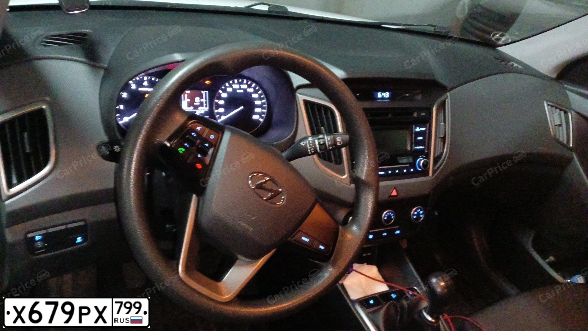 Фото автомобиля HYUNDAI CRETA, 2019 — госномер Х679РХ799. Цвет: БЕЛЫЙ