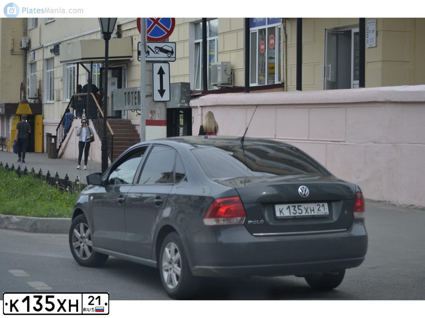 Фото автомобиля VOLKSWAGEN POLO, 2012 — госномер Н646МС21