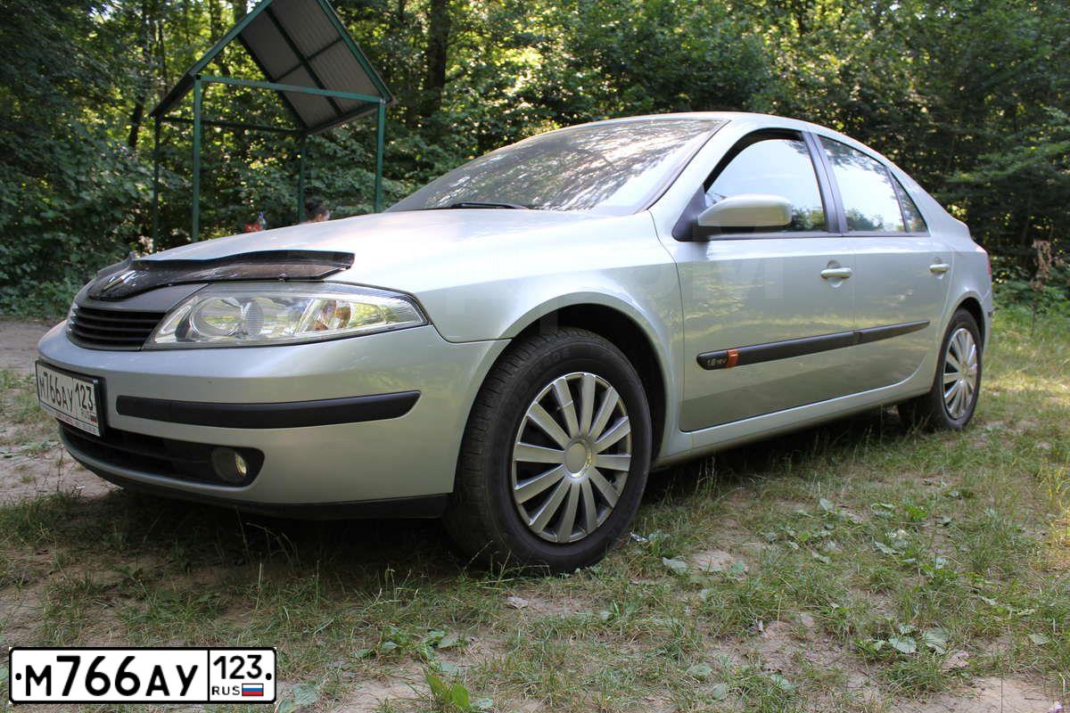 Фото автомобиля RENAULT LAGUNA, 2001 — госномер М954ВА126. Цвет: СЕРЕБРИСТЫЙ