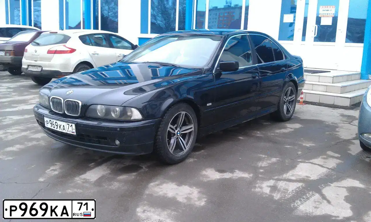 Фото автомобиля BMW W SERIE 5, 2003 — госномер Р969КА71. Цвет: ЧЕРНЫЙ