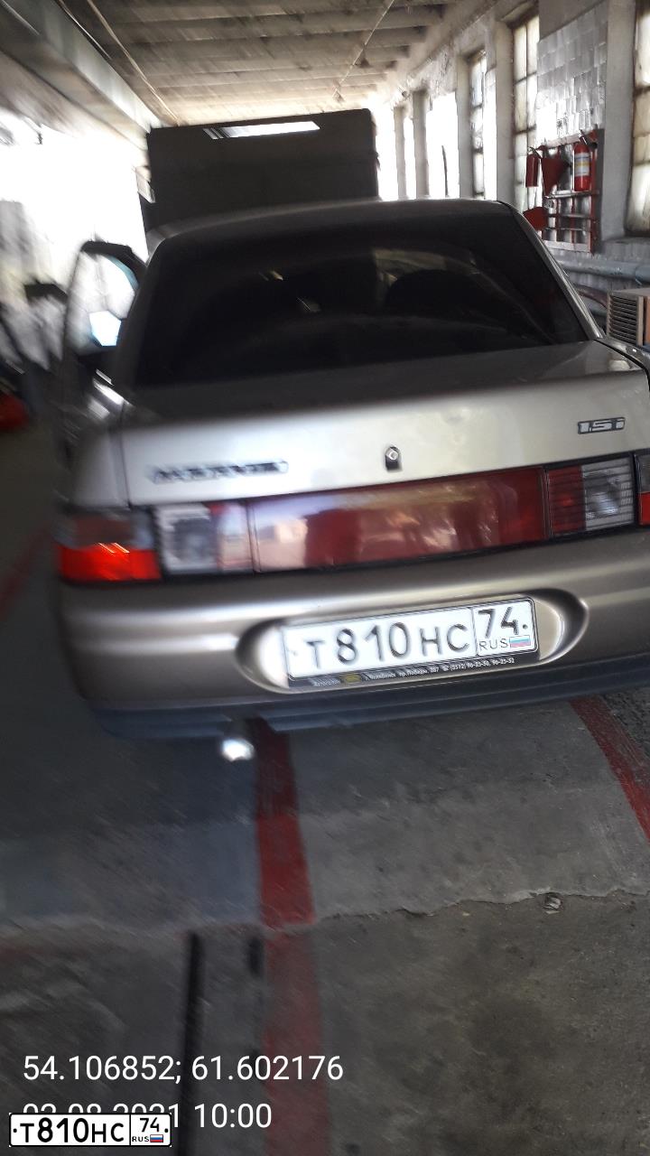 Фото автомобиля LADA 2110 LADA, 2002 — госномер Т810НС74. Цвет: СЕРЕБРИСТЫЙ СЕРО-ЗЕЛЕНЫЙ