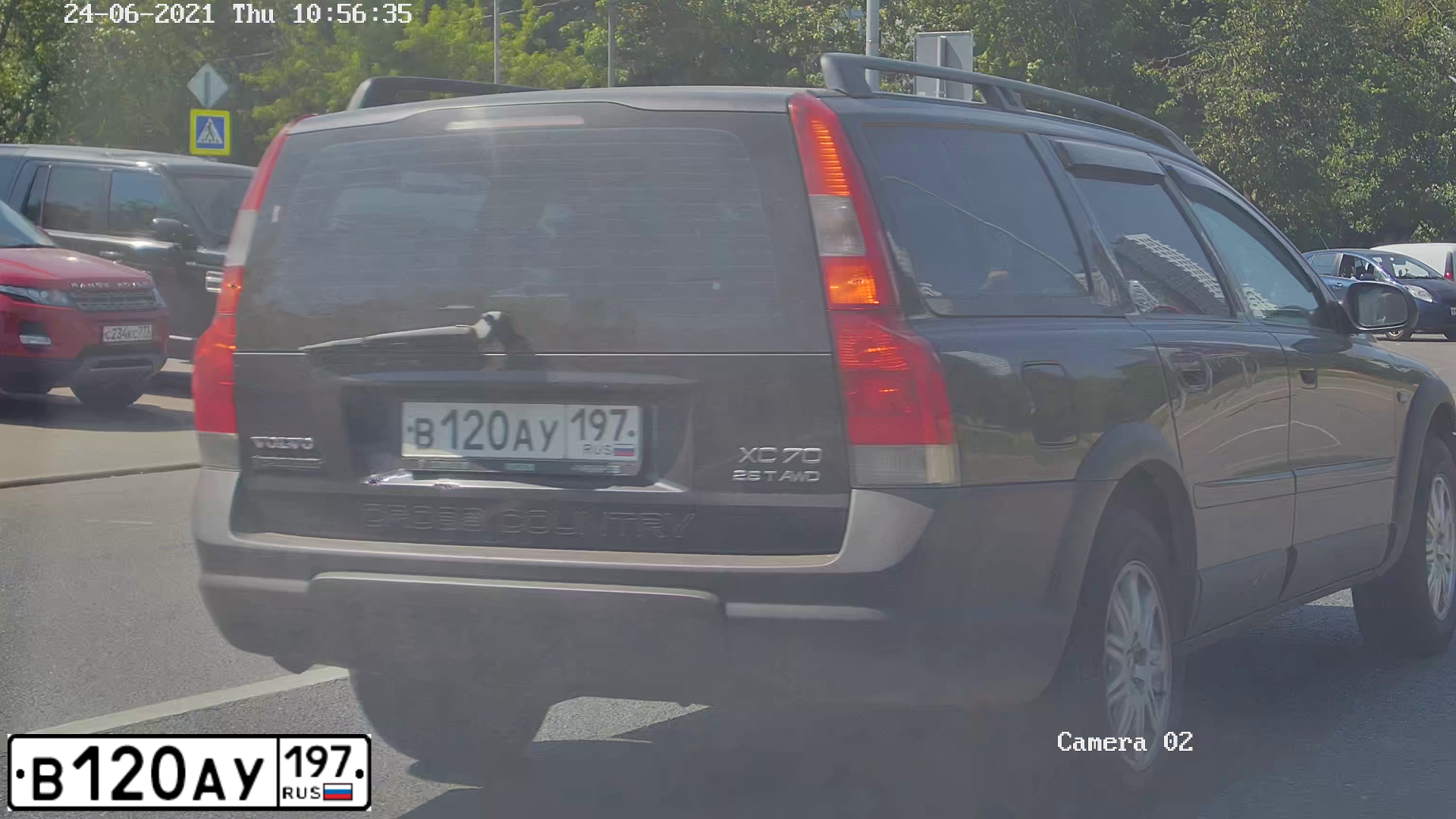 Фото автомобиля VOLVO XC70, 2002 — госномер В120АУ197. Цвет: ЧЕРНЫЙ