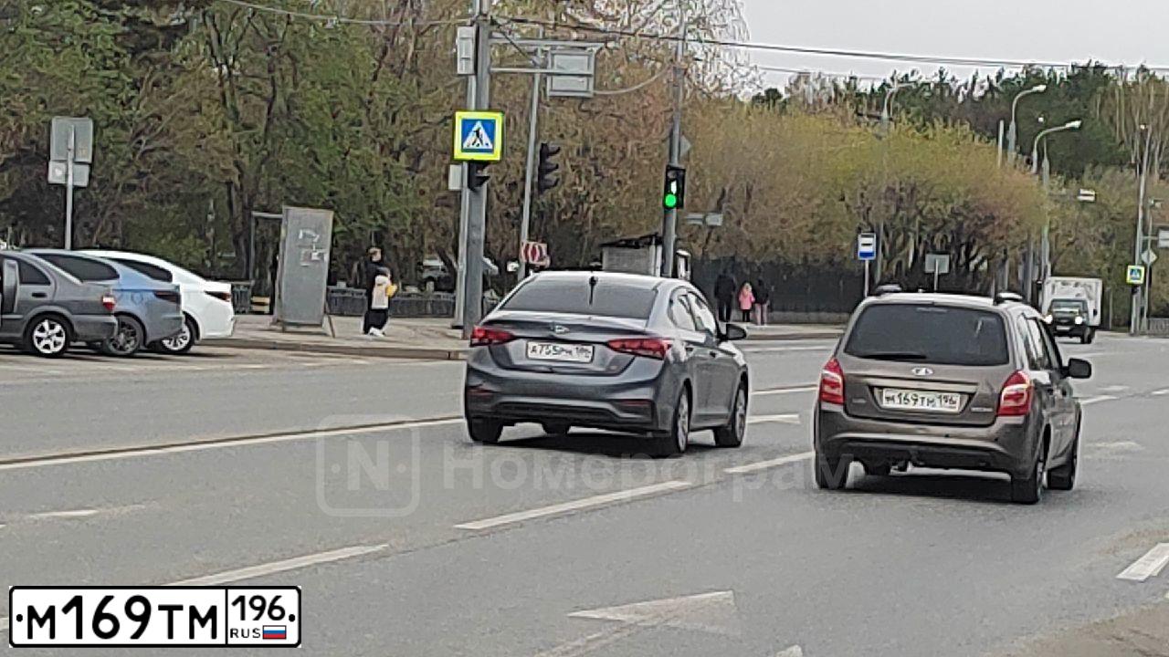 Фото автомобиля GAZ 3302 EL, 1996 — госномер А880КН50. Цвет: МОРСКАЯ ВОЛНА