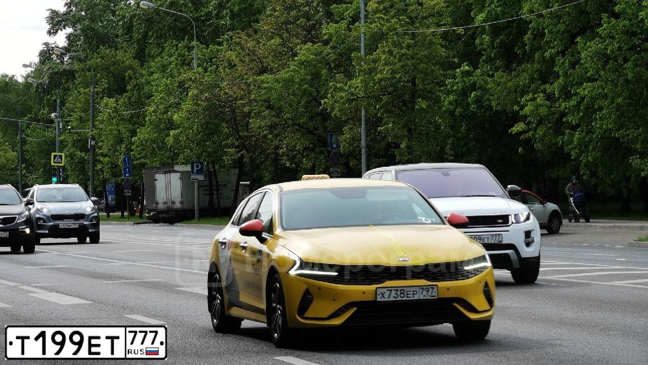 Фото автомобиля KIA MAGENTIS / OPTIMA, 2014 — госномер Т199ЕТ777. Цвет: ЧЕРНЫЙ