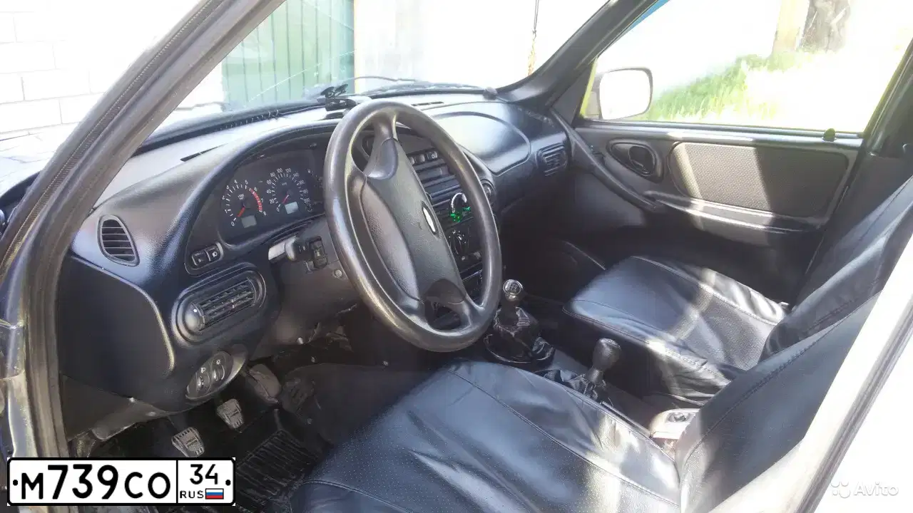 Фото автомобиля CHEVROLET NIVA, 2008 — госномер О736КЕ134
