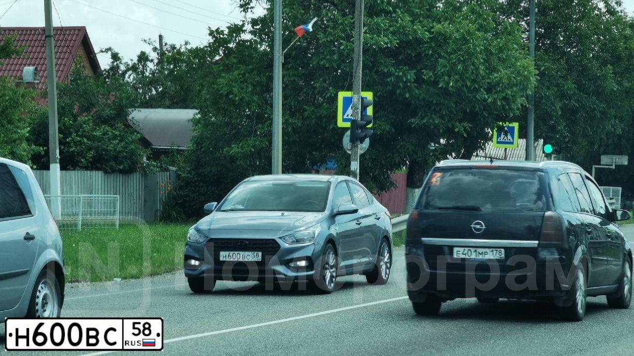 Фото автомобиля HYUNDAI SOLARIS, 2018 — госномер Т875АУ181. Цвет: СЕРЫЙ