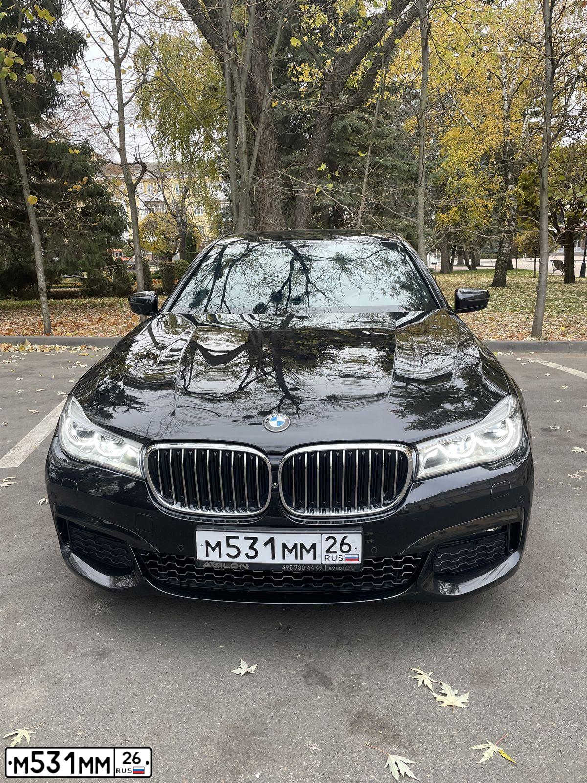 Фото автомобиля BMW SERIE 7, 2018 — госномер М531ММ26. Цвет: ЧЕРНЫЙ