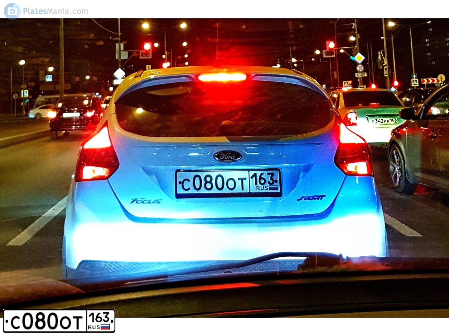 Фото автомобиля FORD FOCUS, 2013 — госномер С080ОТ163. Цвет: Белый