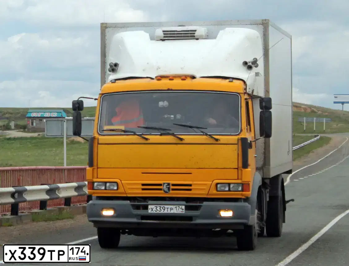 Фото автомобиля КАМАЗ 27953А, 2008 — госномер У431МС05. Цвет: ЖЕЛТЫЙ ГЕОРГИН