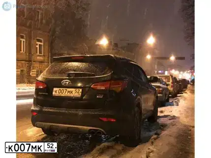 Фото автомобиля HYUNDAI SANTA FE, 2013 — госномер К007МК52. Цвет: ЧЕРНЫЙ