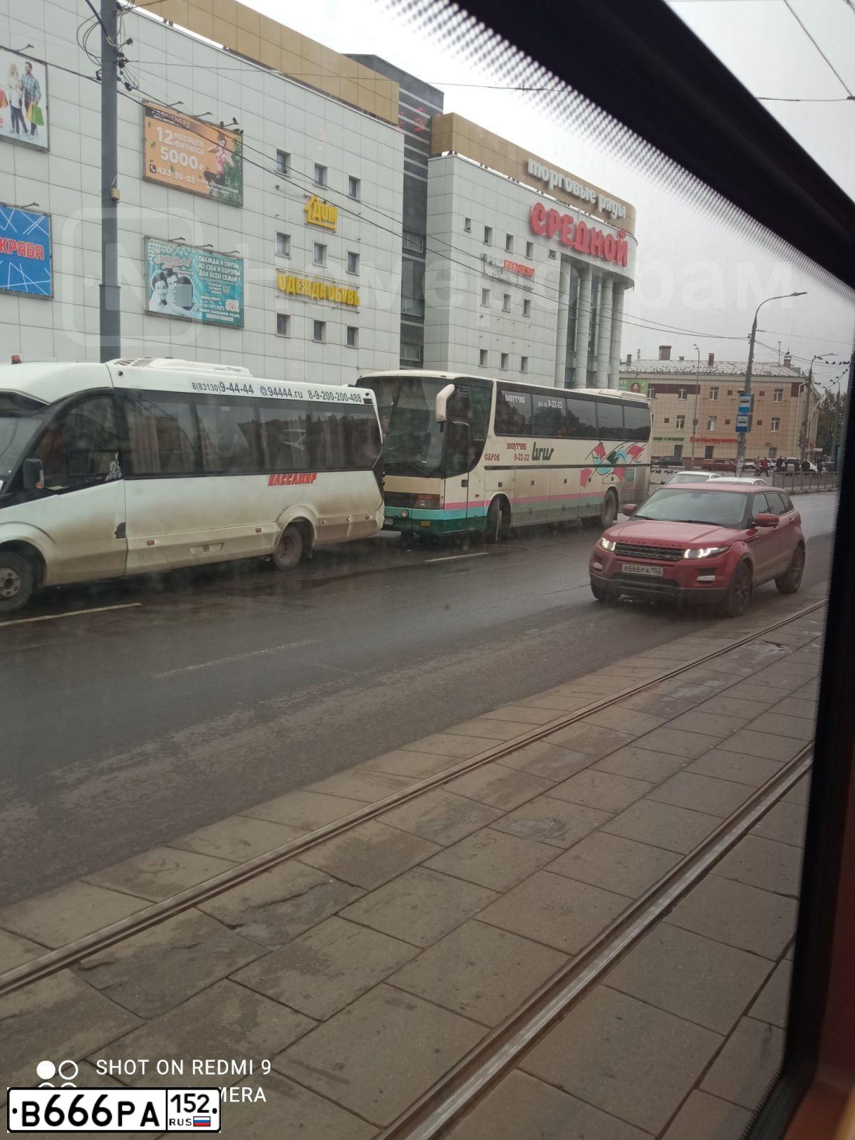 Фото автомобиля LADA 2105 LADA, 2010 — госномер В666РА152. Цвет: СЕРО-СИНЕ-ЗЕЛЕНЫЙ