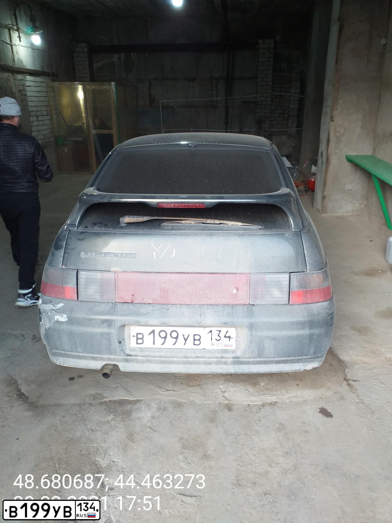 Фото автомобиля LADA 2112 LADA, 2006 — госномер В199УВ134. Цвет: ЗОЛОТИСТО ТЕМНО ЗЕЛЕНЫЙ