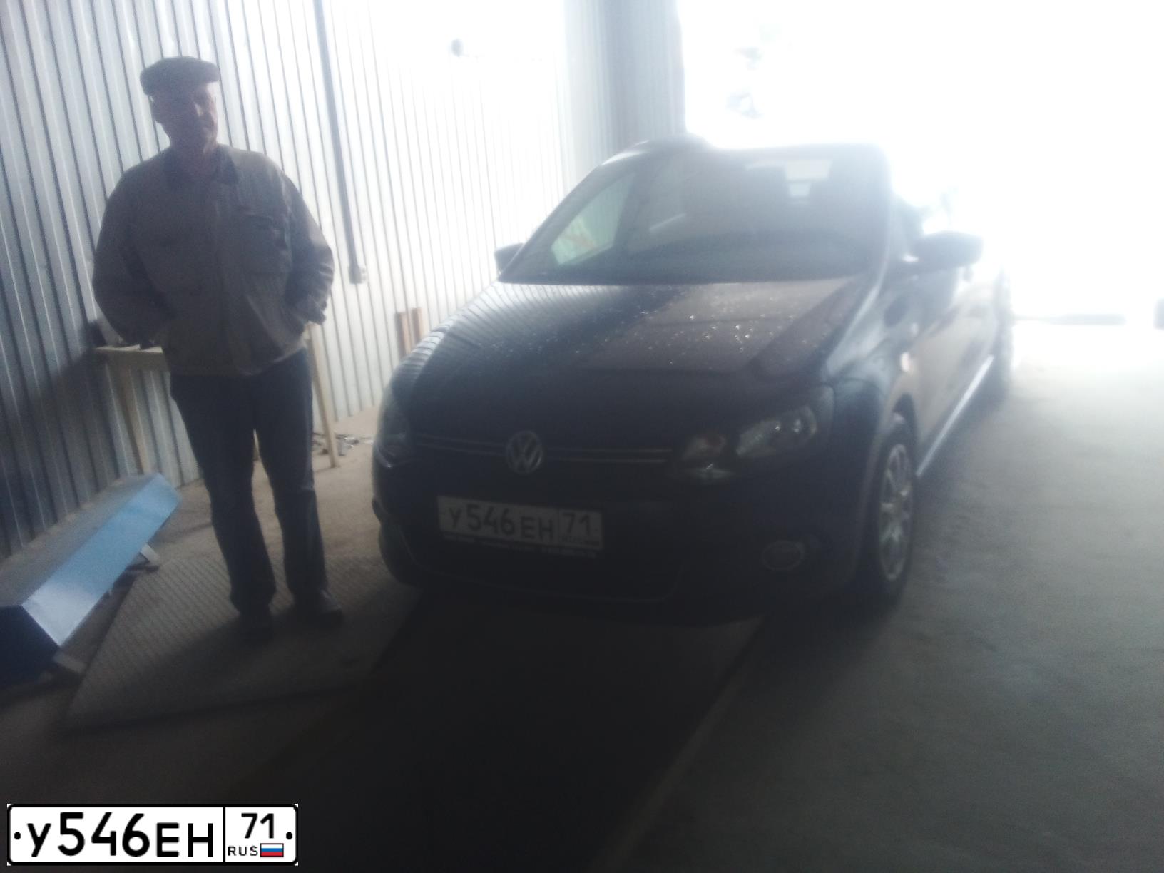 Фото автомобиля VOLKSWAGEN POLO, 2013 — госномер У546ЕН71. Цвет: Темно-синий