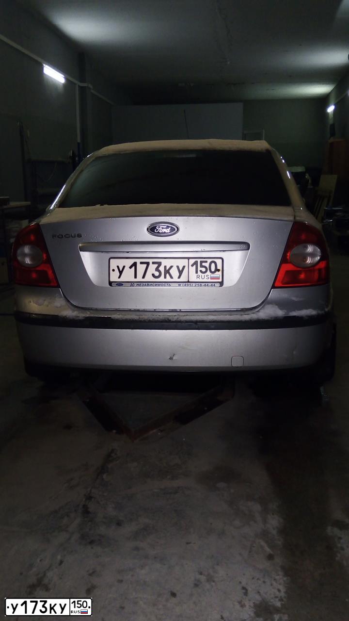 Фото автомобиля VOLKSWAGEN CARAVELLE, 1997 — госномер О356ОО50. Цвет: СИНИЙ ТЕМНЫЙ
