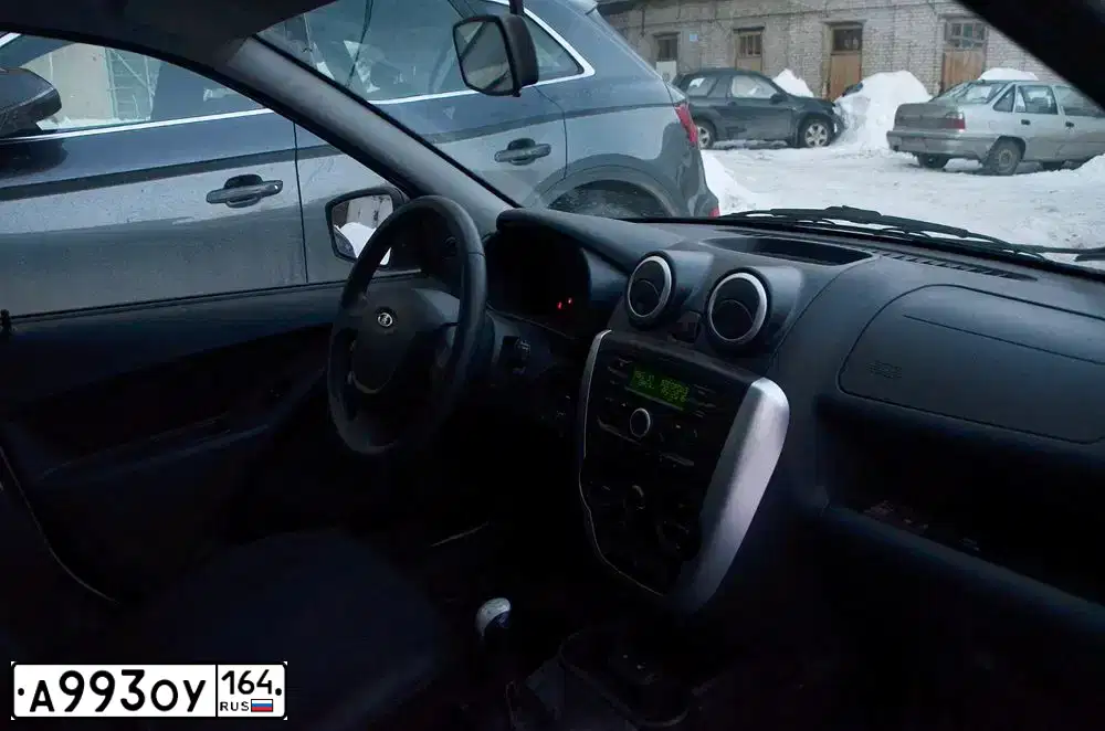 Фото автомобиля LADA 2191 GRANTA, 2016 — госномер А993ОУ164. Цвет: БЕЛЫЙ
