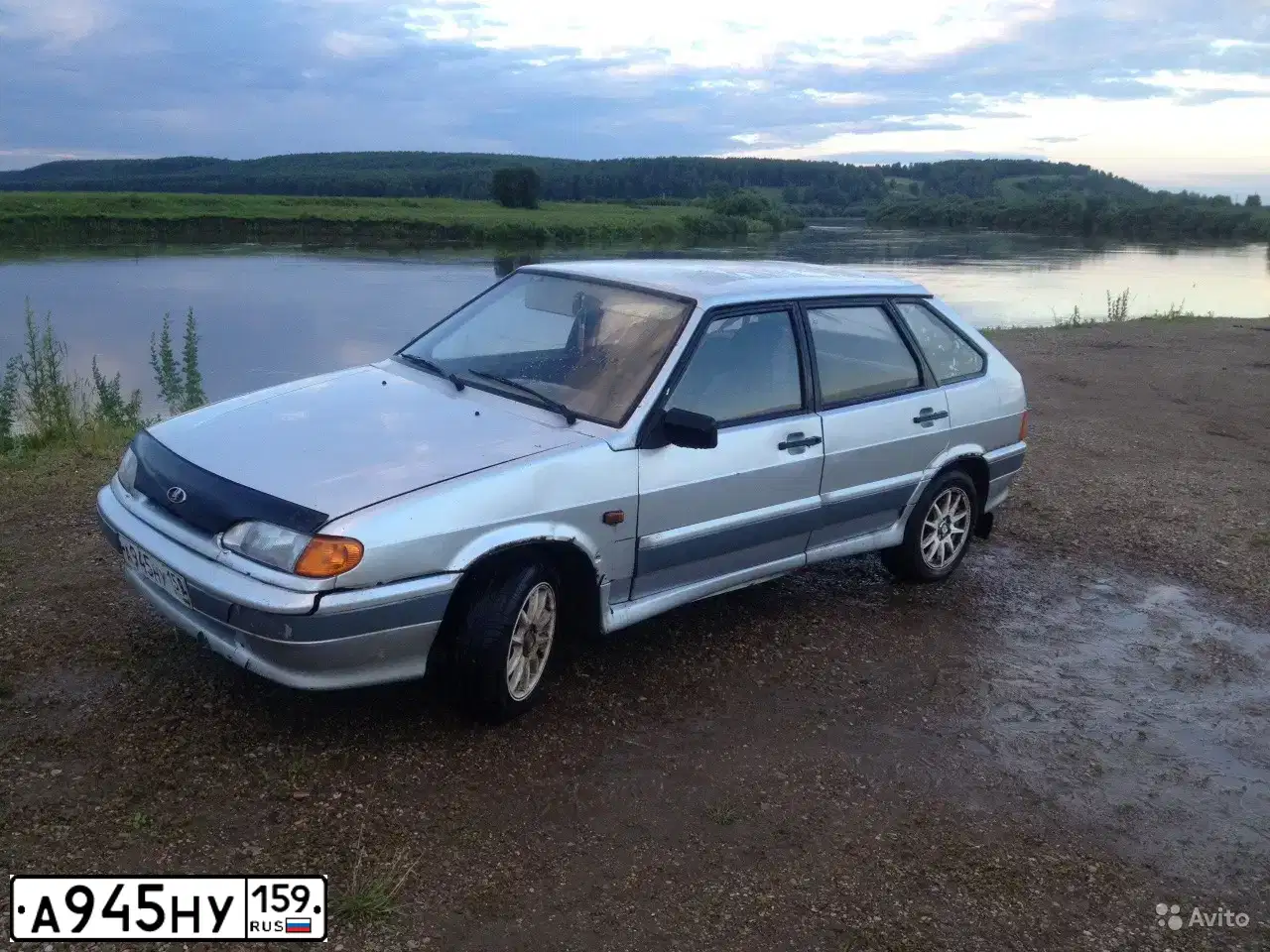 Фото автомобиля LADA 2114 SAMARA, 2004 — госномер Н287РЕ59. Цвет: СВЕТЛО-СЕРЕБРИСТЫЙ МЕТАЛЛ