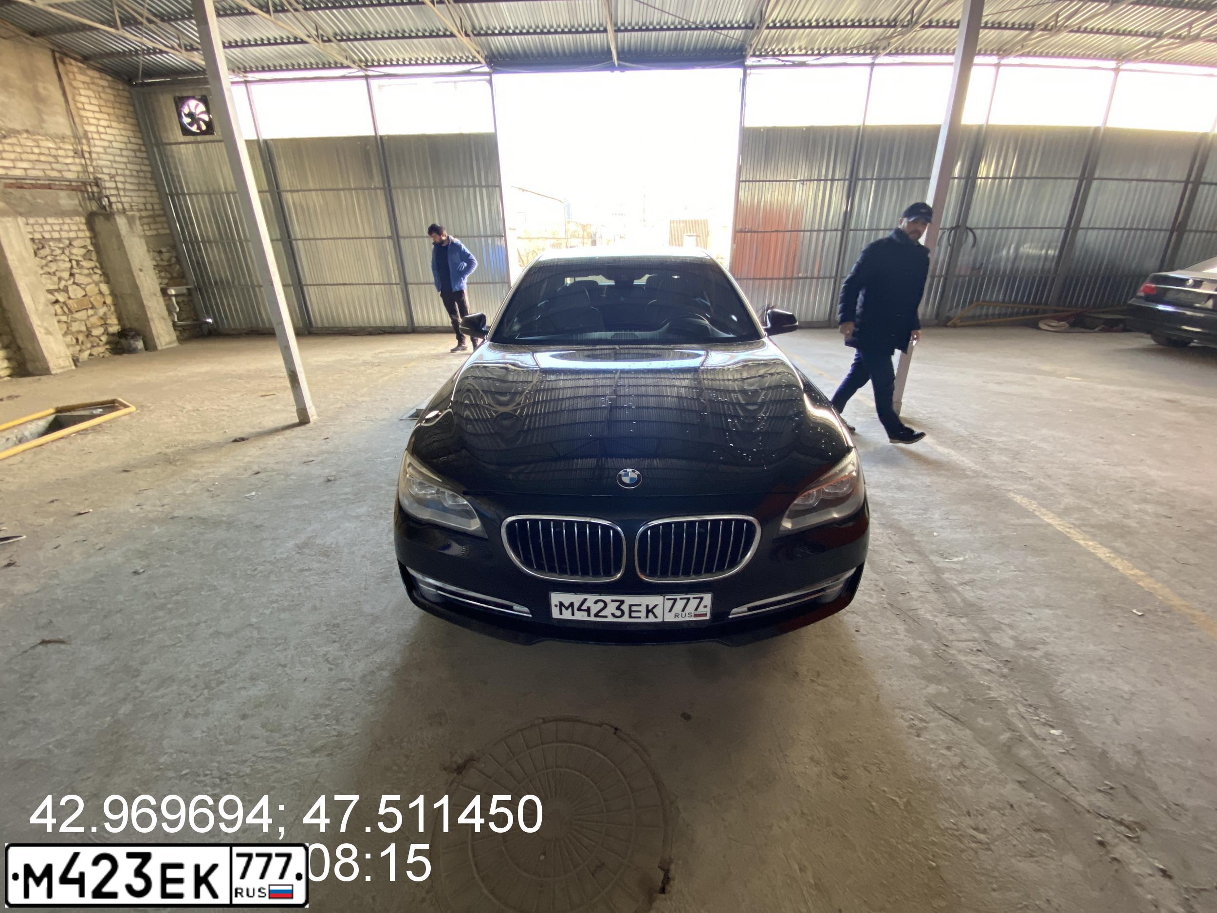Фото автомобиля BMW SERIE 7, 2013 — госномер К666РТ26. Цвет: ЧЕРНЫЙ