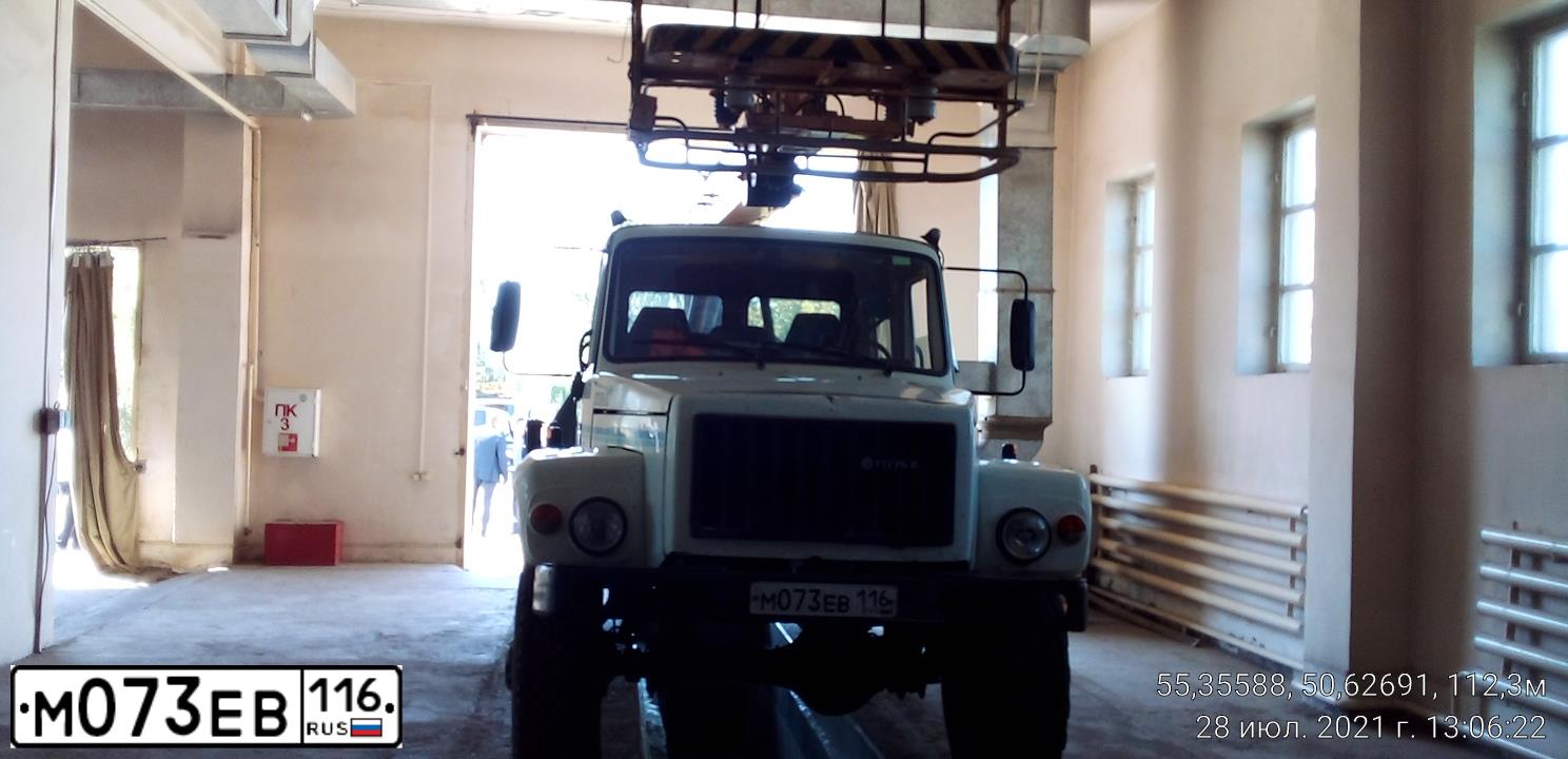 Фото автомобиля GAZ 3308, 2008 — госномер М423КУ164. Цвет: Белый