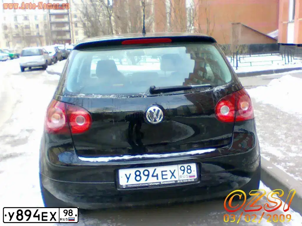 Фото автомобиля VOLKSWAGEN GOLF, 2007 — госномер Т473АУ47. Цвет: ЧЕРНЫЙ