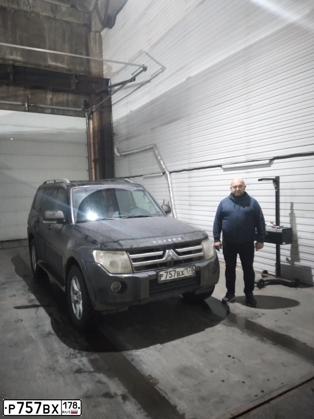 Фото автомобиля MITSUBISHI PAJERO, 2007 — госномер С324СК198