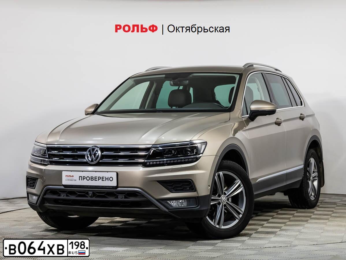 Фото автомобиля ФОЛЬКСВАГЕН ТИГУАН, 2018 — госномер В064ХВ198. Цвет: БЕЖЕВЫЙ