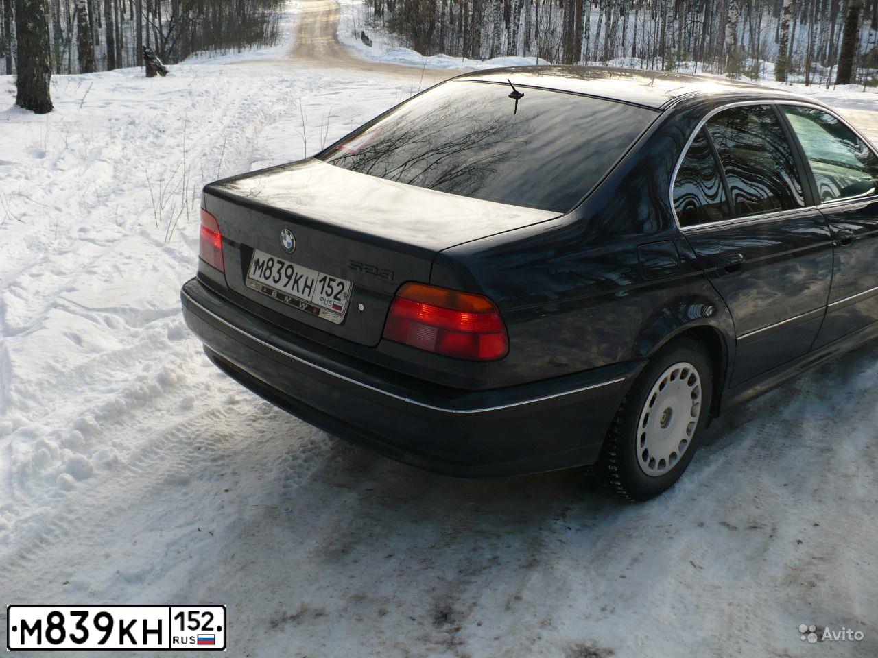 Фото автомобиля BMW SERIE 5, 1999 — госномер М839КН152. Цвет: ТЕМНО-СИНИЙ