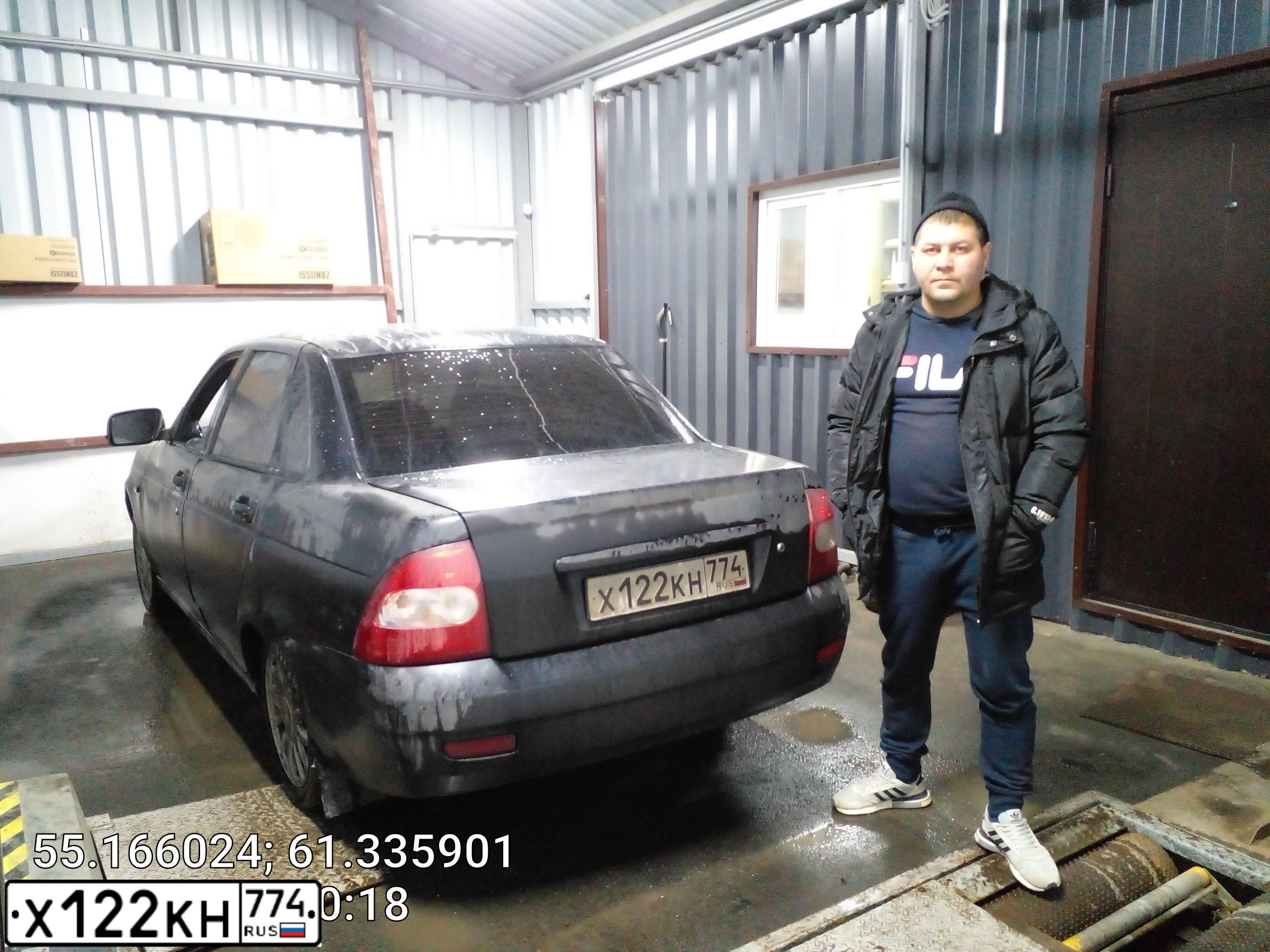 Фото автомобиля LADA 2170 PRIORA, 2007 — госномер М807АК174. Цвет: ГРАФИТОВЫЙ МЕТАЛЛИК