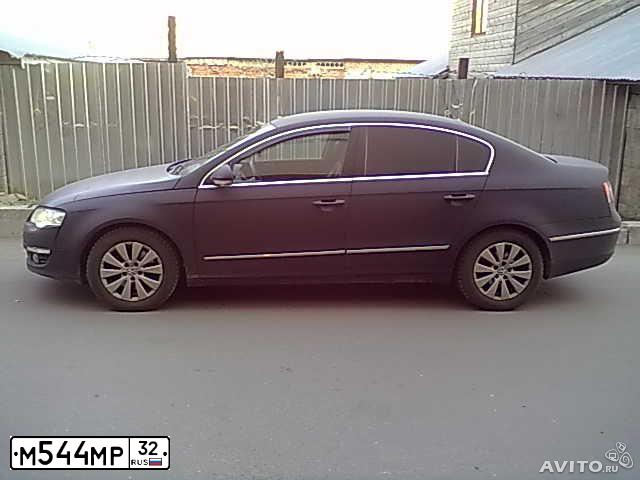 Фото автомобиля VOLKSWAGEN PASSAT, 2006 — госномер Р582ОХ32. Цвет: ЧЕРНЫЙ