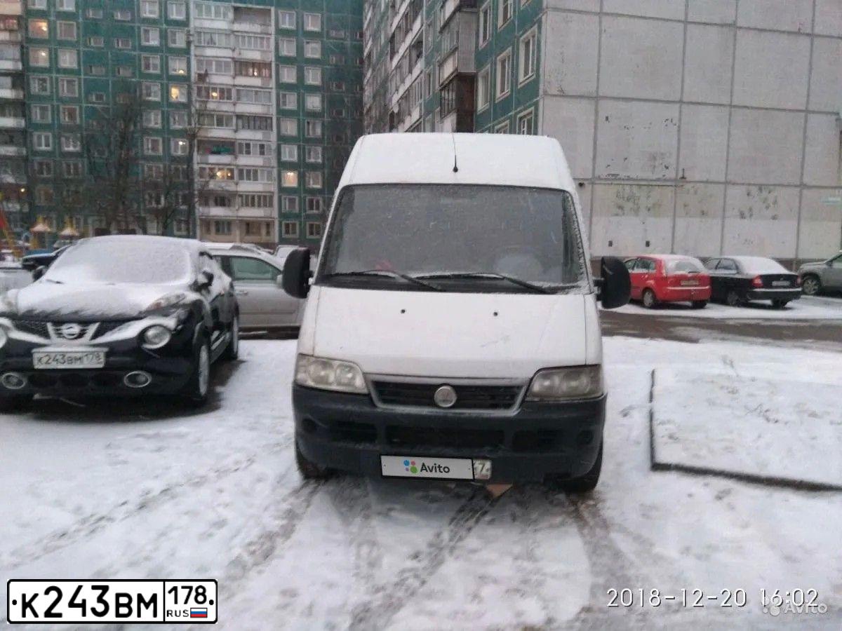 Фото автомобиля NISSAN JUKE, 2011 — госномер К243ВМ178. Цвет: ЧЕРНЫЙ