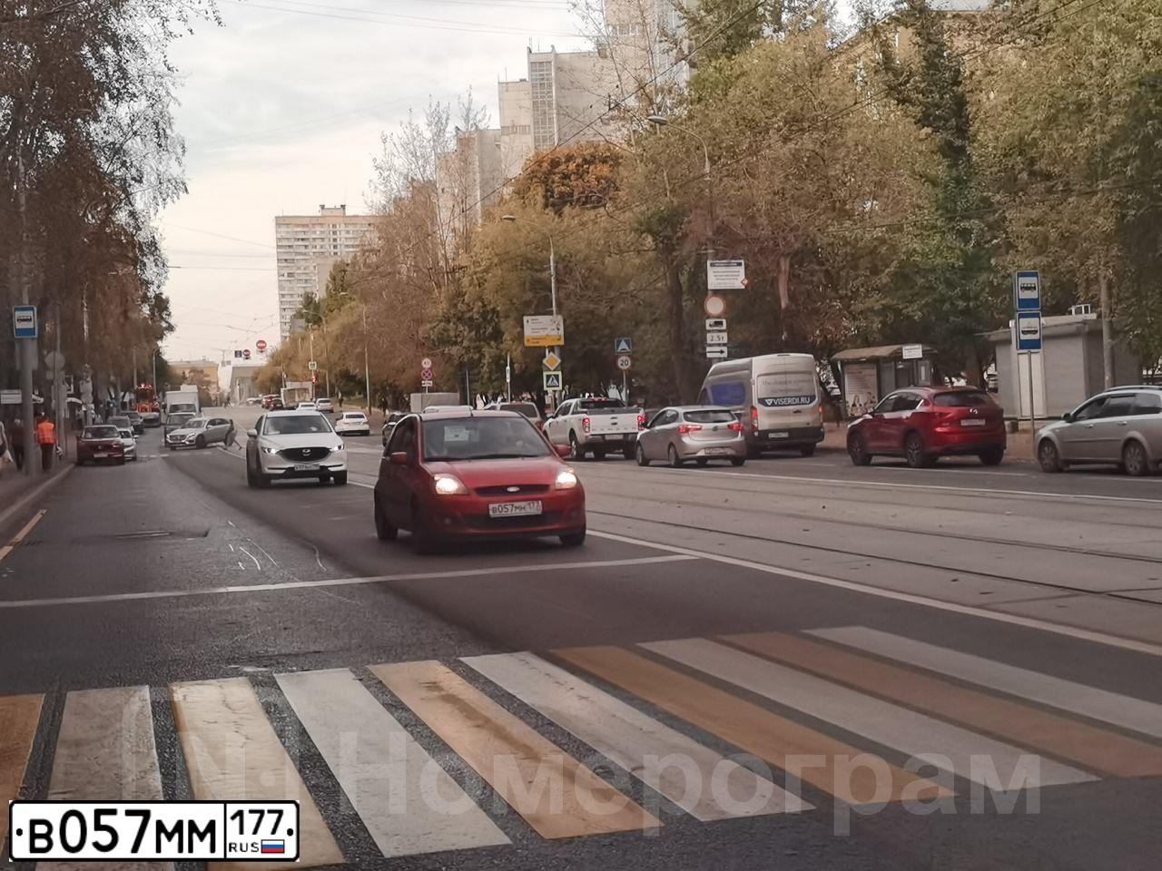 Фото автомобиля SUZUKI SX4, 2012 — госномер Н141АС977. Цвет: ЧЕРНЫЙ
