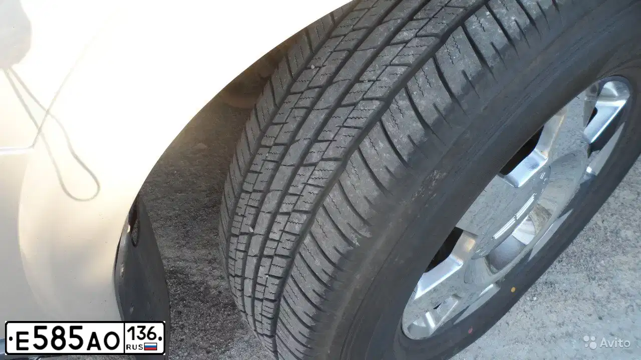 Фото автомобиля LINCOLN NAVIGATOR, 2004 — госномер О346РК71. Цвет: ЗОЛОТИСТЫЙ