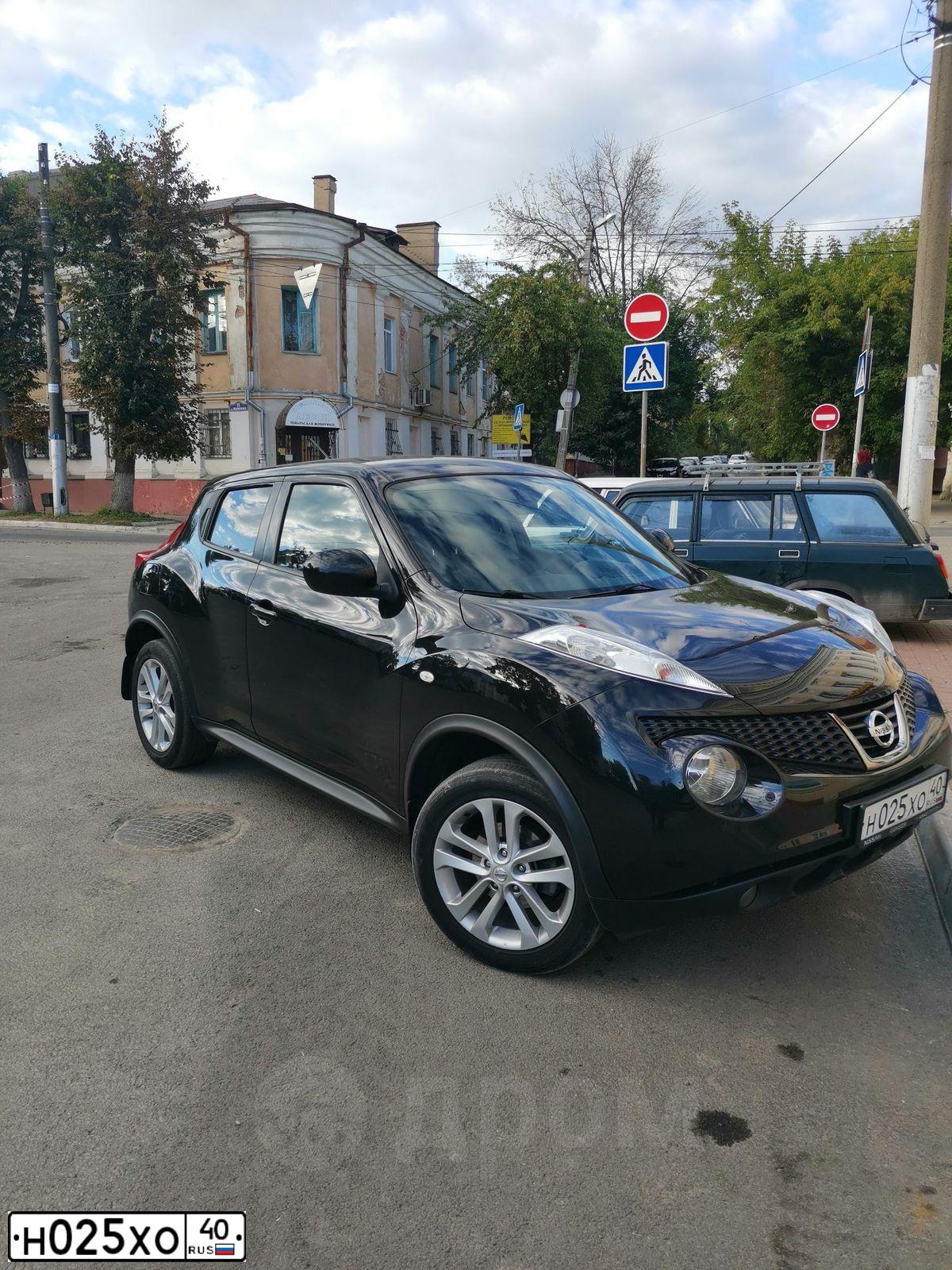 Фото автомобиля NISSAN JUKE, 2014 — госномер Н025ХО40. Цвет: ЧЕРНЫЙ