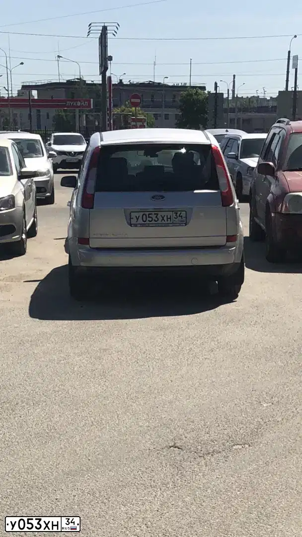 Фото автомобиля FORD C-MAX, 2006 — госномер С177ВХ198. Цвет: Серебристый
