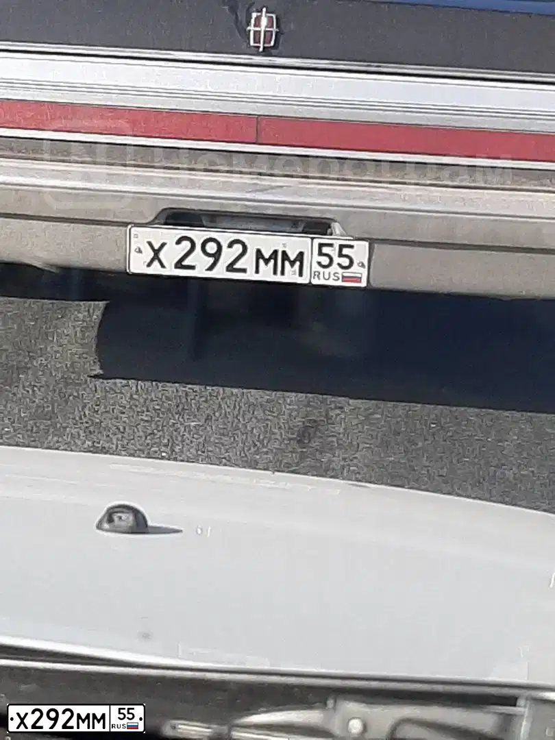 Фото автомобиля LINCOLN TOWN CAR, 1988 — госномер У555КК55
