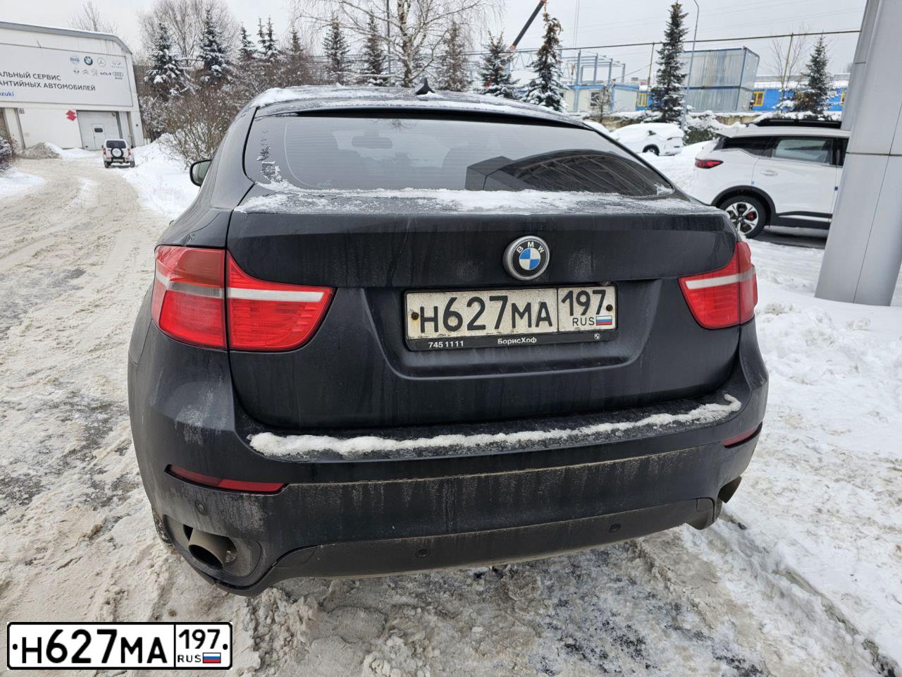 Фото автомобиля BMW X6, 2010 — госномер Е222КВ147