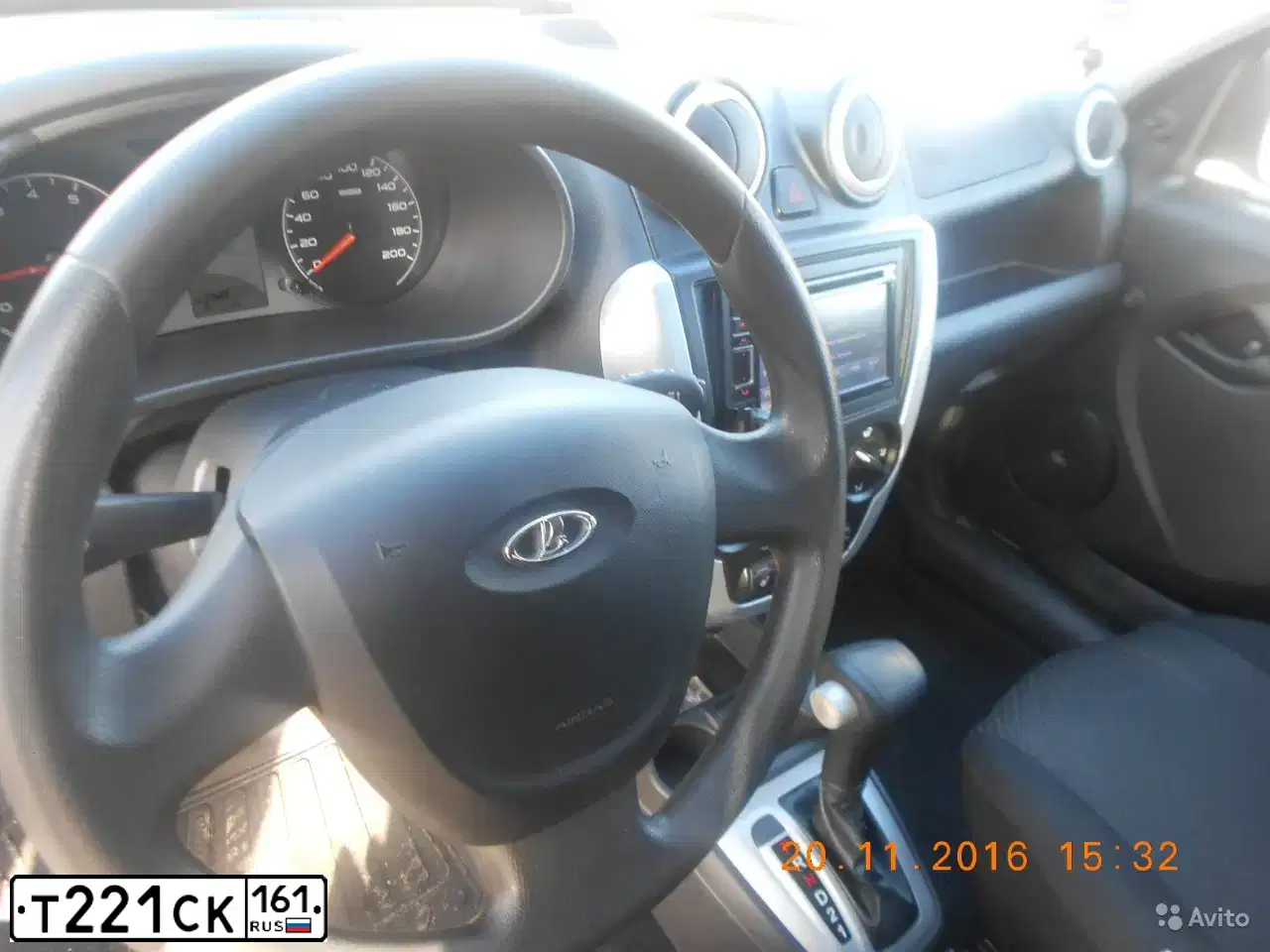 Фото автомобиля LADA 2190 GRANTA, 2013 — госномер Т221СК161. Цвет: СЕРЕБРИСТЫЙ