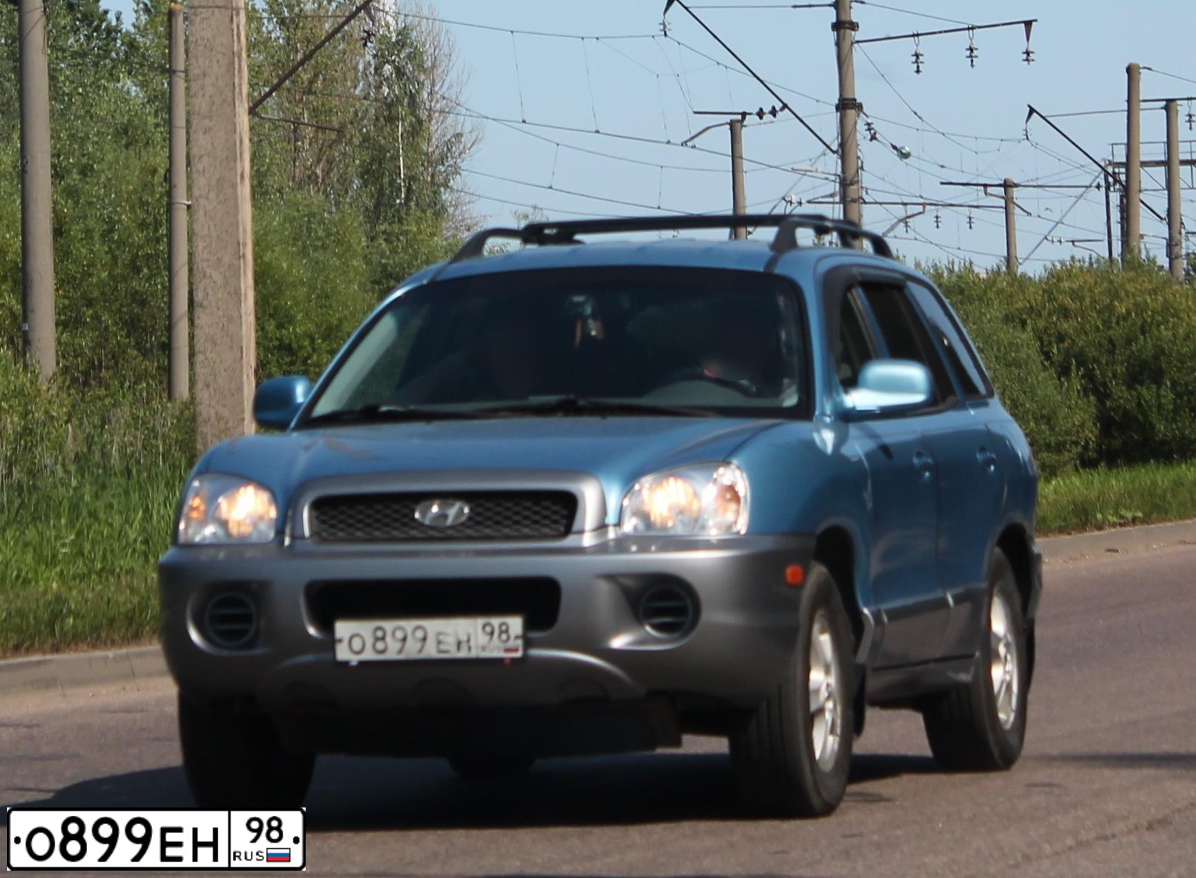 Фото автомобиля HYUNDAI SANTA FE, 2004 — госномер О899ЕН98. Цвет: синий