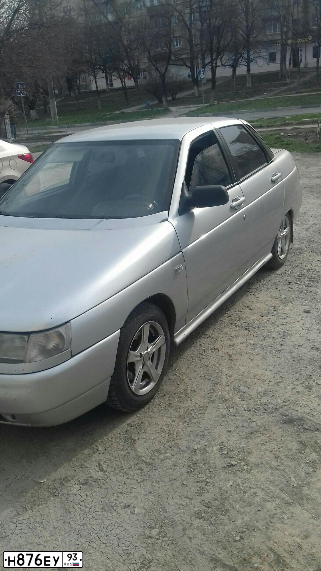 Фото автомобиля LADA 2110, 2002 — госномер Н876ЕУ93. Цвет: СВЕТЛО-СЕРЕБРИСТЫЙ МЕТАЛЛ