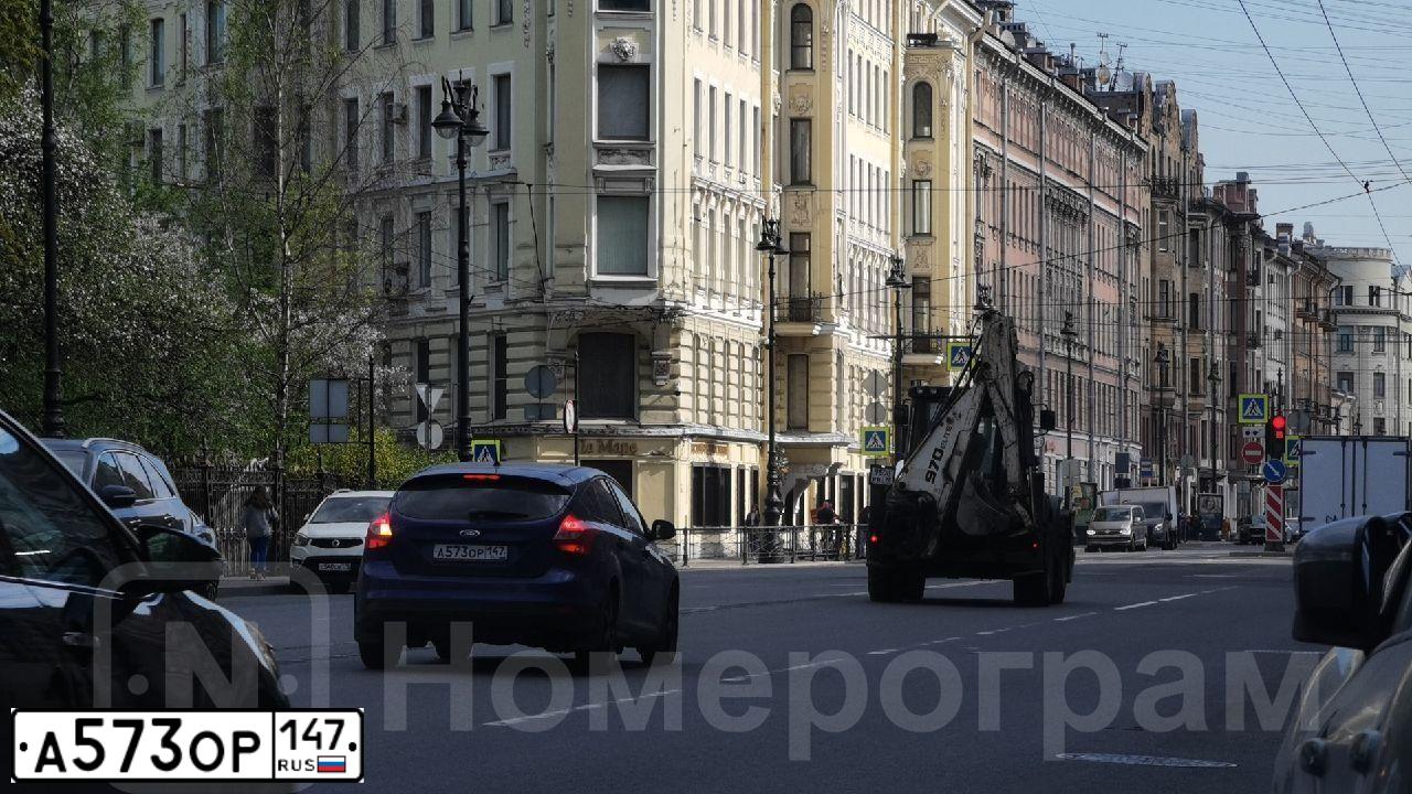 Фото автомобиля FORD FOCUS, 2014 — госномер С990АУ198. Цвет: синий