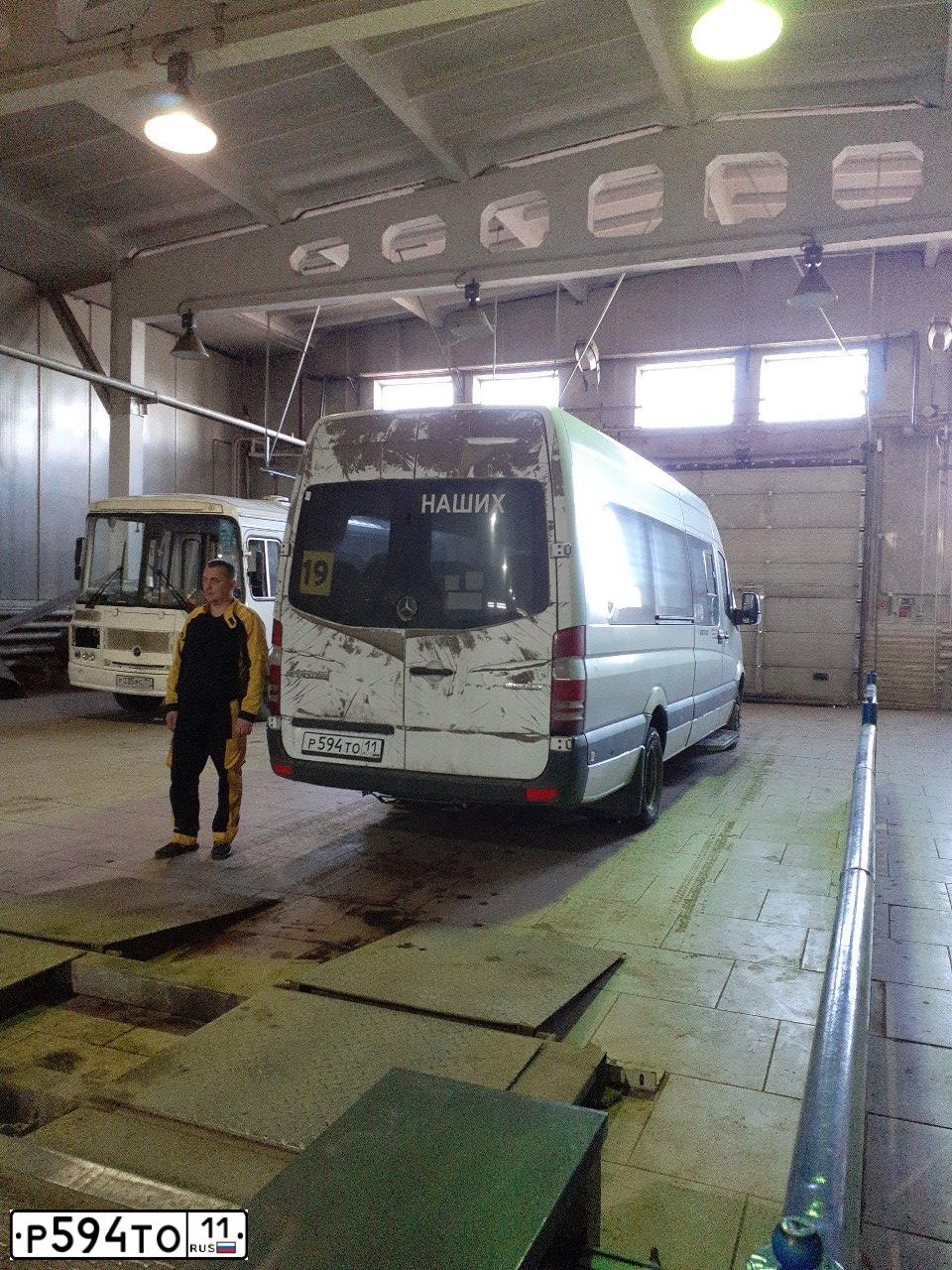 Фото автомобиля MERCEDES SPRINTER, 2017 — госномер А468СВ83. Цвет: Белый