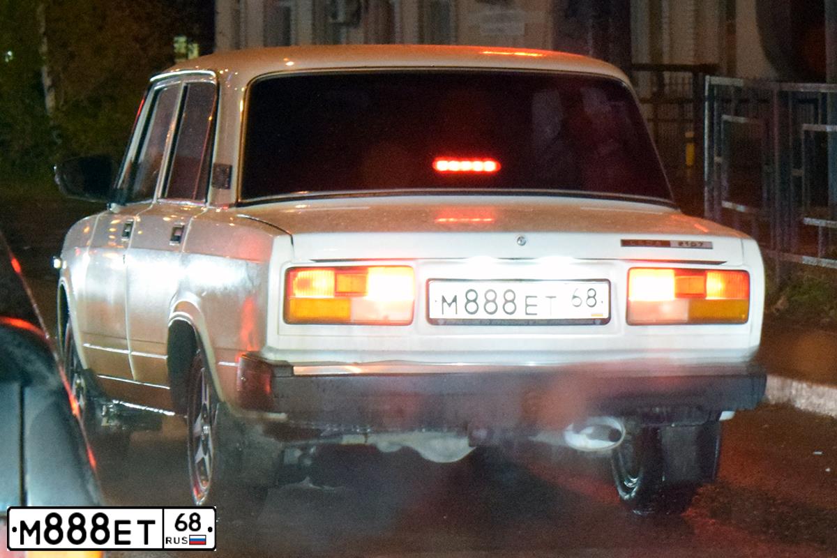 Фото автомобиля TOYOTA RAV4, 2005 — госномер М888ЕТ68. Цвет: серебристый