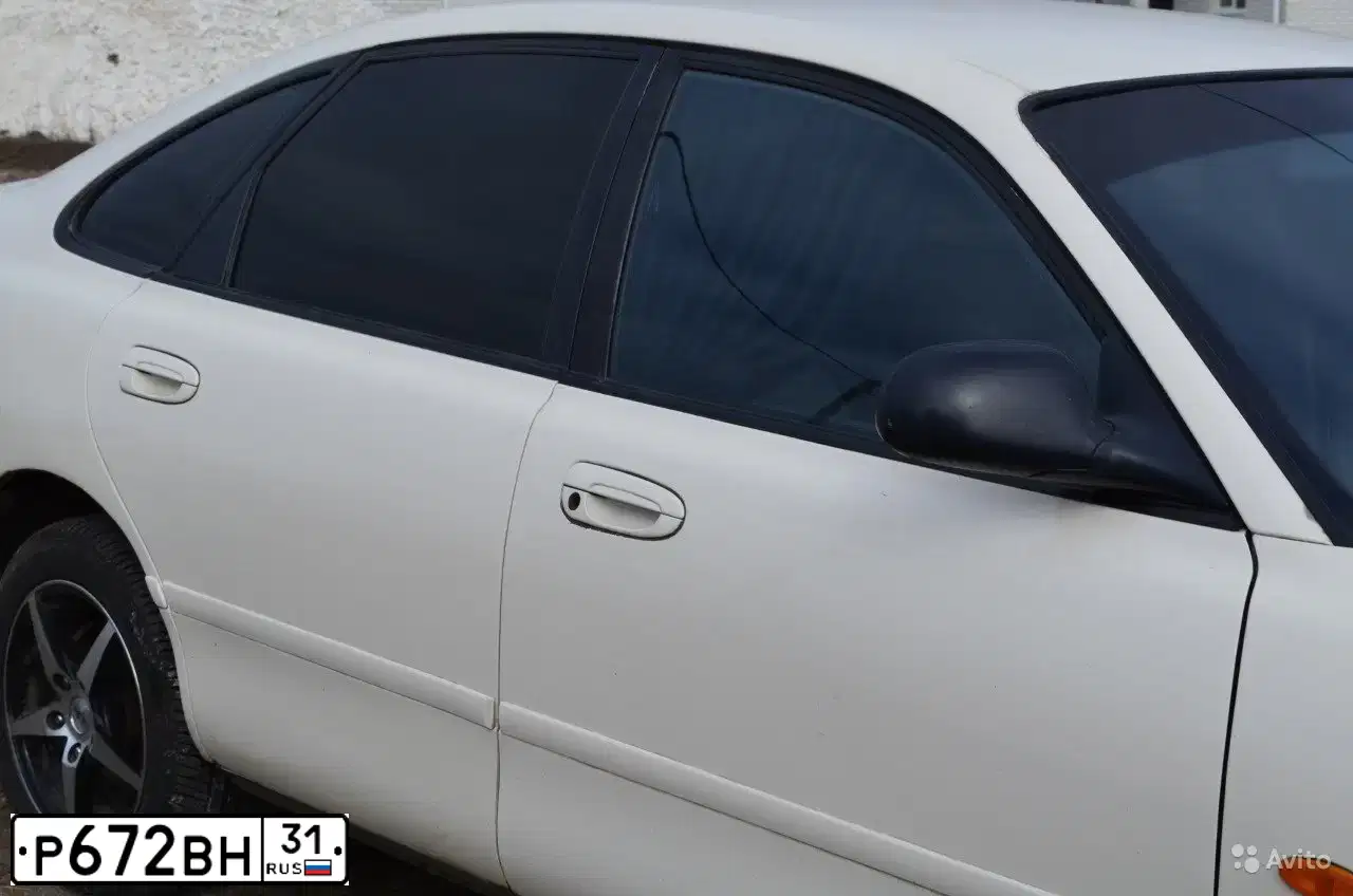 Фото автомобиля RENAULT CLIO, 2000 — госномер Р672ВН31. Цвет: СЕРЫЙ