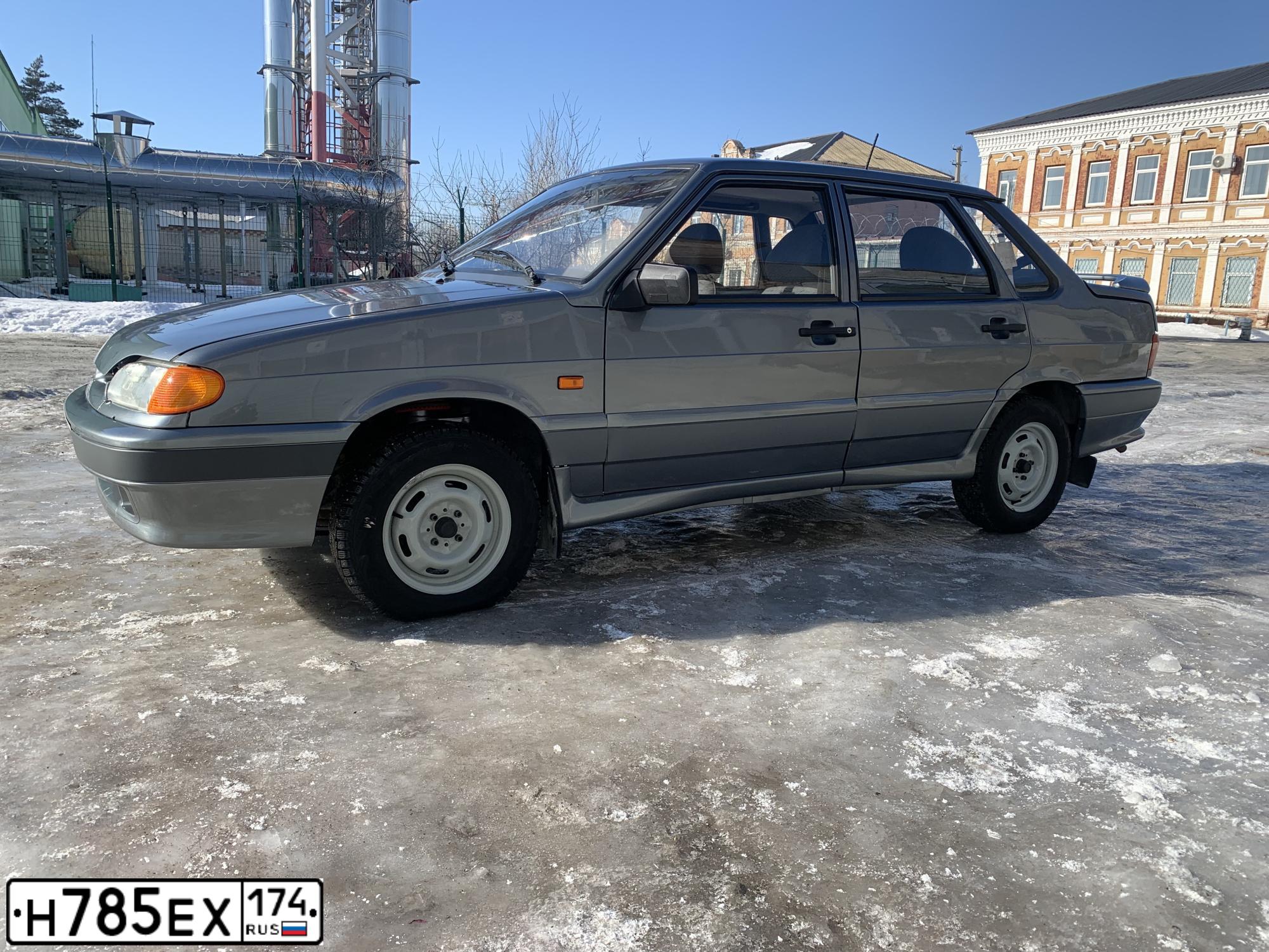 Фото автомобиля LADA 2115 SAMARA, 2006 — госномер В242ЕТ156. Цвет: СРЕДНИЙ СЕРО-ЗЕЛЕНЫЙ МЕТ