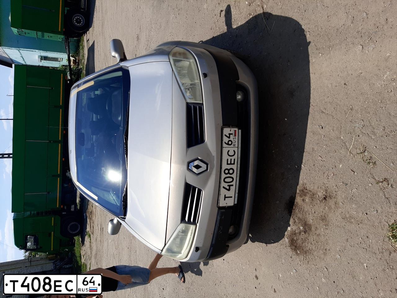 Фото автомобиля RENAULT MEGANE, 2005 — госномер Т408ЕС64. Цвет: СЕРО БЕЖЕВЫЙ