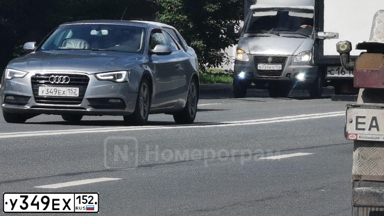 Фото автомобиля AUDI A5, 2011 — госномер У349ЕХ152. Цвет: СЕРЫЙ